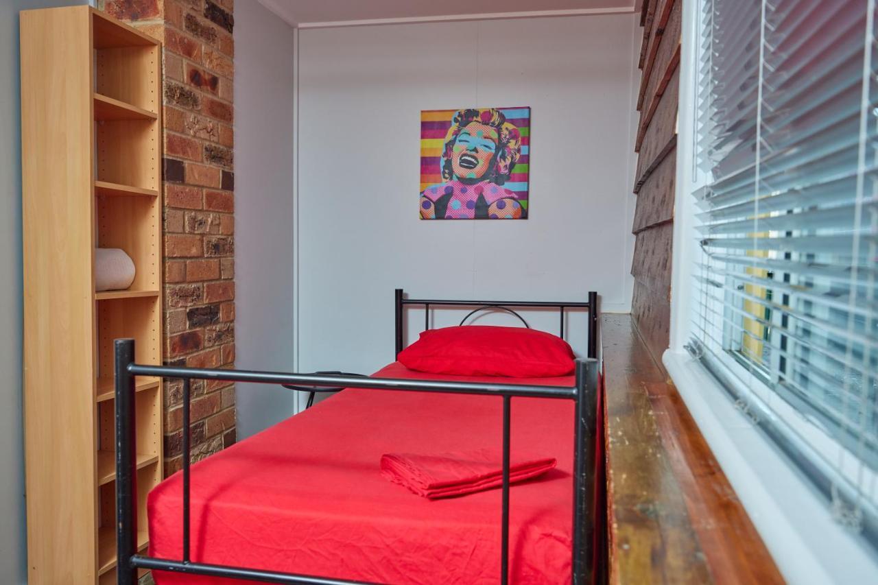 Cairns City Backpackers Hostel Exterior photo