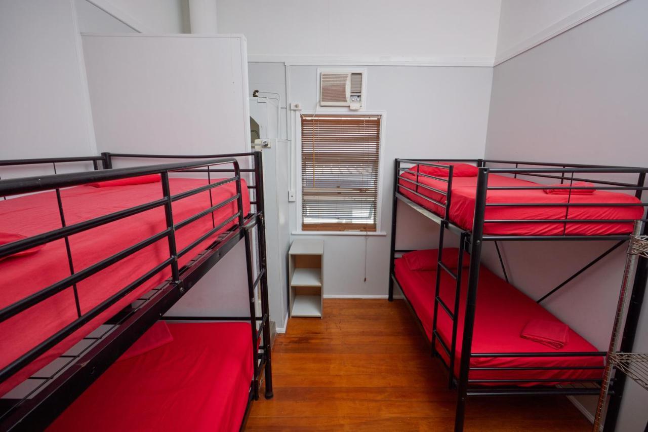 Cairns City Backpackers Hostel Exterior photo